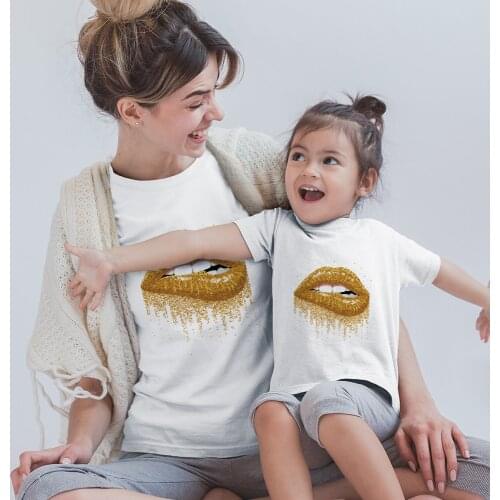 Yellow Lips Graphic T Shirts Autumn Fashion Shirt Look Streetwear Mommy and Me Clothes T Shirt Art Soothing Girl Boy Clothing