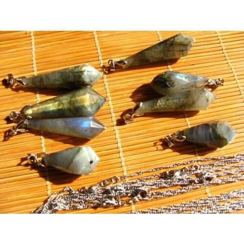5 NATURAL PRETTY LABRADORITE QUARTZ CRYSTAL PENDANT