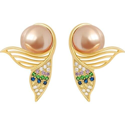 Korean Fashion Pearl Mermaid Tail Gold Stud Earrings for Women Simple Exquisite Crystal Statement Earrings New Jewelry Gifts
