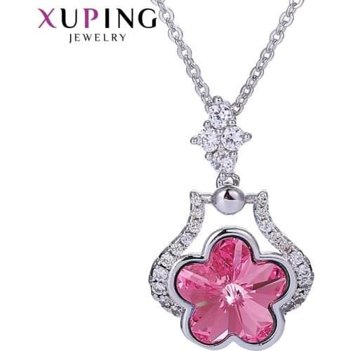 Xuping Jewelry Fashion High Quality Flower Shaped Crystals Pendant Necklaces for Women Gift M25-43482
