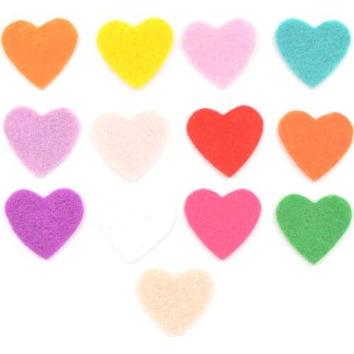 200Pcs/lot Love Heart Nonwoven Fabric Patches Felt Scrapbooking Accessories Appliques for Crafts Clothes Sewing Supplies K90