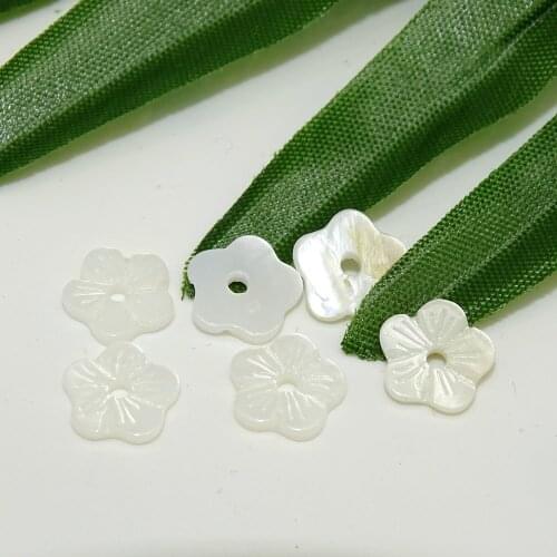 Flower Shape Natural Shell Beads Stone Earring Accessories Jewelry Findings Little Flower Natural Seashell Beads Stone Jewelry