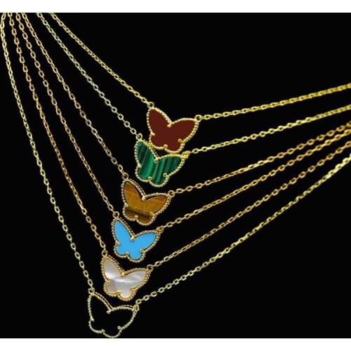 OL Style Fashion Charm Chains Brand Jewelry Fine Black White Shell Butterfly Pendant Necklace for Women