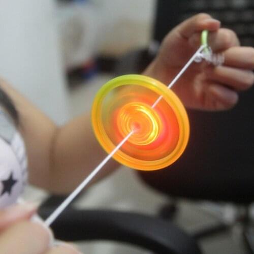 Pull Line Flash Flywheel Flash Gyro Light Fitness Children Light Toys LED Light High Speed Rotating Flywheel With Light Led Toys