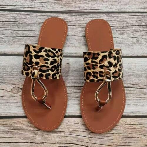 New Flat Women Sandals Summer Sandals Simple Open Toe Female Outside Woman Shoes Vogue Beach Ladies Slides Large Size 40 41