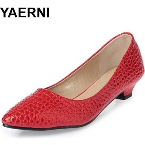 YAERNI 2019New fashion Office Lady low heels Shoes woman wedding red black pumps Women autumn spring work Shoes red shoesE1073