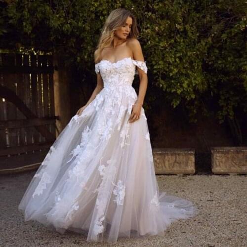 Sweetheart Off Shoulder Tulle Lace Appliqued Wedding Gowns Backless with Sweep Train Bridal Dresses Vestido De Noiva
