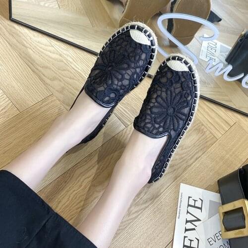 Womens Breathable Mesh Flower Lace Casual Shoes Fashion Flats Shoes Women Shallow White Loafers Shoes