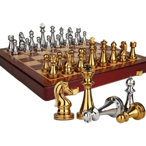 Medieval Chess Set With High Quality Chessboard 32 Pieces Magnetic