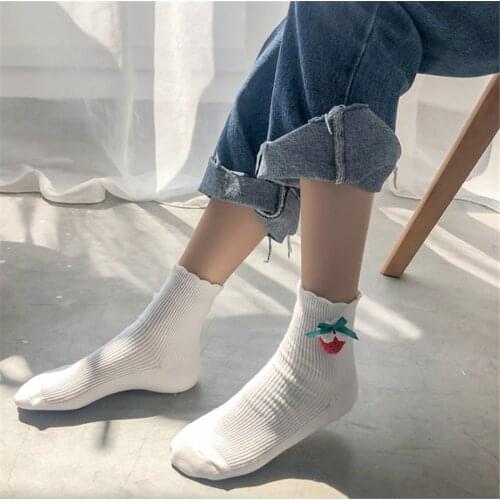 1Pair Women Girls Cotton Ankle Socks Cute Strawberry Bowknot Students Ankle Socks D488