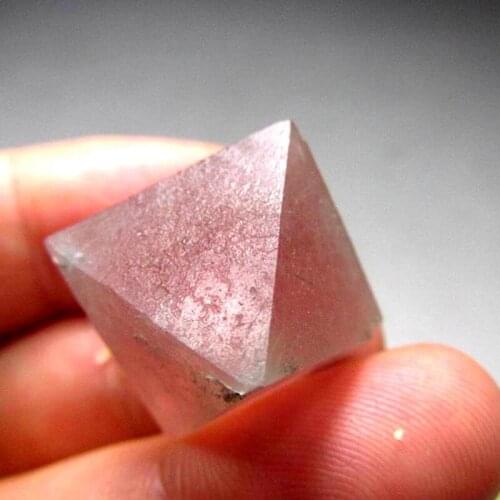 14.8g Pink Octahedral Fluorite Crystal - crystals and stones healing Mineral specimen Home Decor feng shui decoration