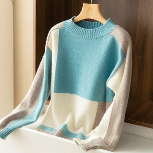 Autumn and winter 2021 new round neck womens pure wool sweater loose and thin color matching cashmere knitted bottomed sweater