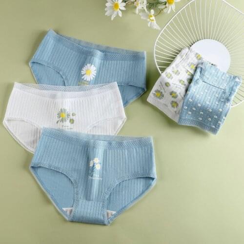 Japan Style Kawaii Daisy Women Underwear Summer Cotton Female Lingerie Panties 2020 New Hot Sale Embroudery Briefs Dropshipping