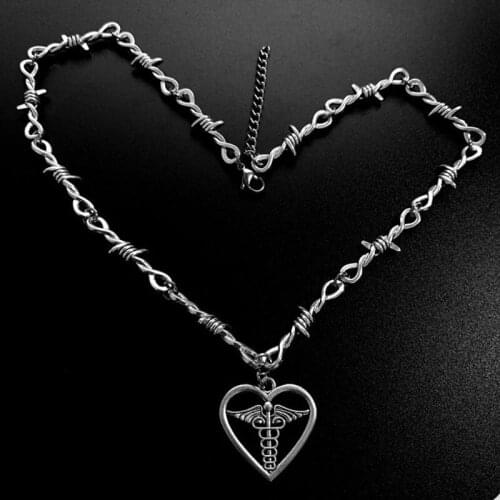 Goth thorns heart wing necklace for teenage girls grunge fairycore aesthetic y2k jewelry boho emo necklace cool stuff