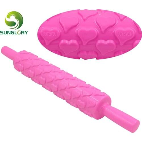 Plastic Non-Stick Heart Shaped Cake Rolling Pin Fondant Embossed Rolling Pin Cake Embossing Roller Cake Decorating Tools Rosyred