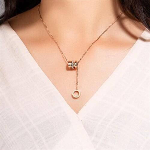 2021 Trend Female Length 500mm Fashion Titanium Steel Necklace For Women Rose Gold Roman Inscription Ring Pendant Jewelry N551