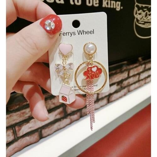 Sweet New Woman Drop Earring Trendy Asymmetric Cartoon Long Dangle Earring Personality Accessories Fashion Jewelry