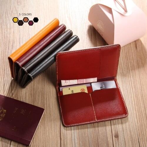 2021 New Leather Casual Short Passport Bag High Quality Clutch Bag Fashion Card Holder Short Purse