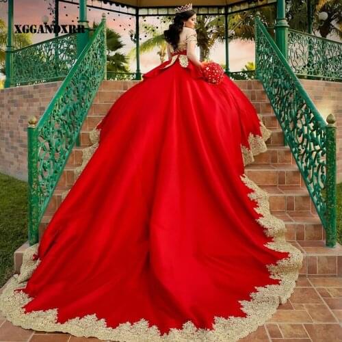 Luxury Ball Gown Quinceanera Dress 2022 Satin Appliques Long Red Sleeveless Party Dresses Royal Train Or Custom Made