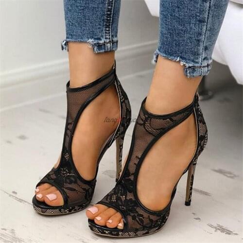 Plus Size Women Platform High Heels Sexy Peep Toe Pumps Party Wedding Bride Shoes Black Lace Flowers Heels T Strap Sandals
