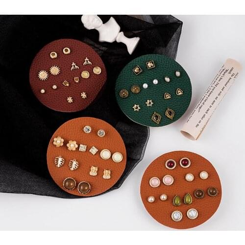 7 Pairs/set Retro Combination Ear Studs New Bohemian Black Crystal Stud Earrings Set Combination Retro Earring for Women Gift