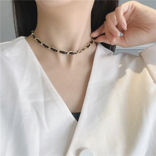 Adolph 2021 Summer New Korean Leather Collar Necklace Statement Weaving Chain Choker Gold Necklaces Jewelry for Ladies For Women