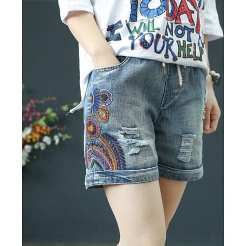 2020 national style embroidery hole versatile thin and loose embroidered denim shorts