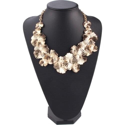 BK Gold Silver Metal Necklace Shining Color Baked Lacquer Alloy Leaf String Bib Collar Choker Pendant Exaggerated Wind Necklace