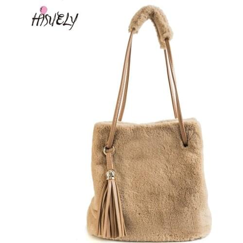 New Vintage Winter Women Plush Shoulder Bag Tassels Fashion Causal Totes Big Capacity Top Handle Handbags Fur Soft Lady Design