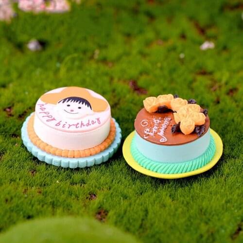 ZOCDOU 1 Piece Delicious Chocolate Love Cake Happy Birthday Small Figurine Exhibit Crafts Figure Ornament Miniatures Home Deco