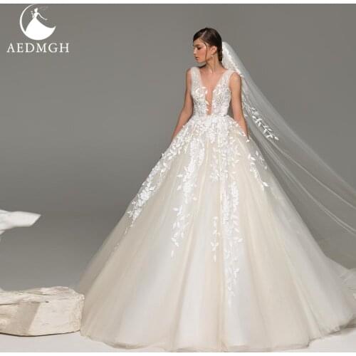 Aedmgh Ball Gown Wedding Dresses 2021 V- Neck Sleeveless Gorgeous Appliques Sweep Train Vestido De Novia Princess Bridal Gowns