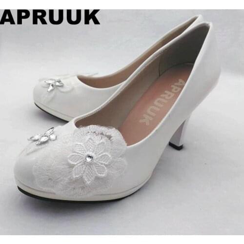 2018 shoes womens leather med high heels bridal white lace crystal wedding shoes classic white lace bridesmaid pumps shoes