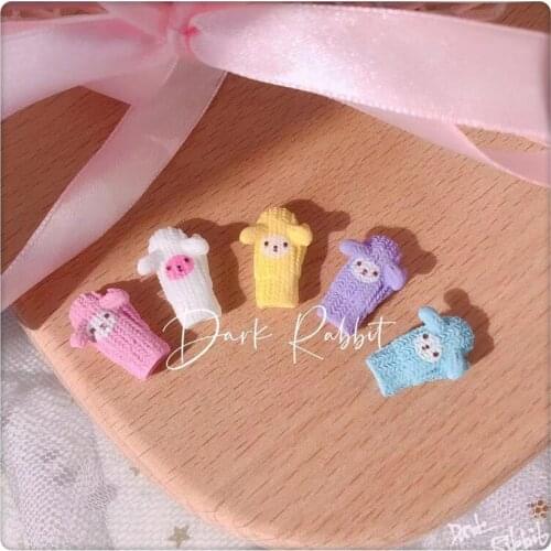 100PCS 2cm Super cute mini Merlot simulation glove drop glue cream glue mobile phone shell resin accessories DIY material