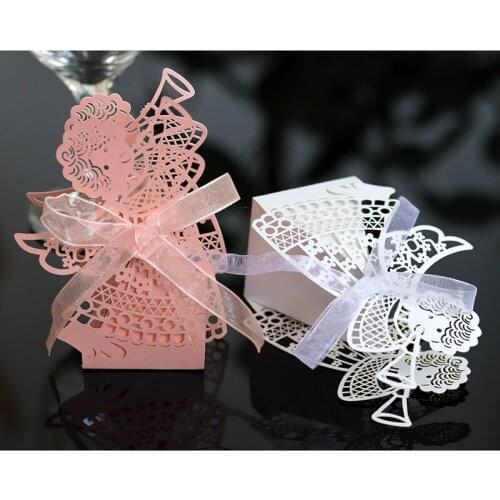 50/100pcs Angel Girl Laser Cut Hollow Carriage Favor Gifts Box Candy Boxes With Ribbon Baby Shower Wedding Party Favor Decor