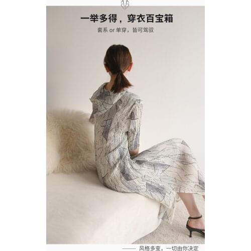 HOT SELLING Miyake fashion fold hooded print half sleeve dress Straight dress IN STOCK