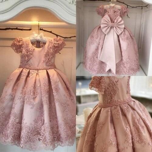 Flower Girls Dresses For Party Pearls Sash Bow Cap Sleeves Flower Girl Dress Lace First Communion Dress