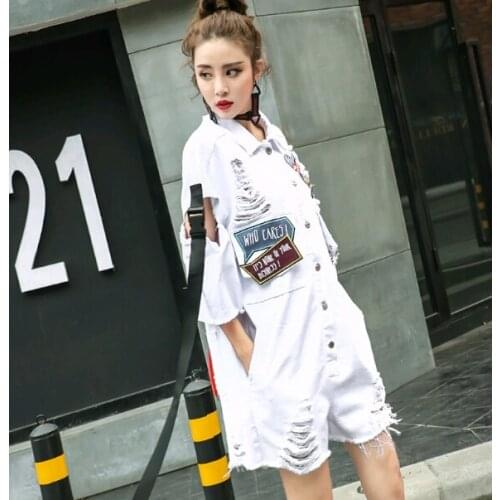 Spring and Summer 2019 New Personality Emblem Weaving Ribbon Hole Turn-over Collar Loose Jeans Couplet Pants J201904000026