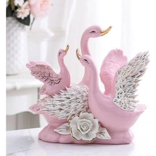 Nordic couple ceramic swan crafts, animal statue artwork, beautiful home decoration gifts, office restaurant table decoration