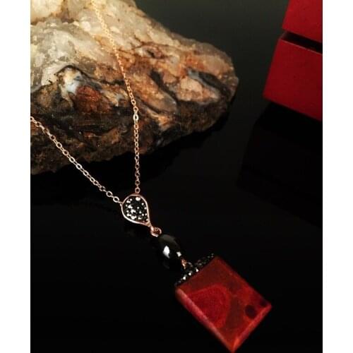 Dr Stone Natural Stone Women Coral Stone Rose Gold plated Necklace KRB1 372868271