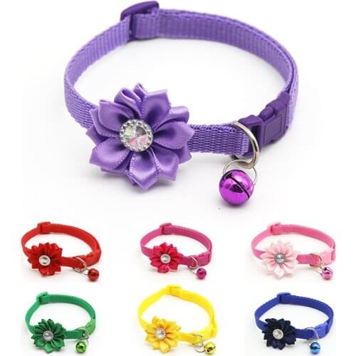 Adjustable Pet Cat Collar Flower Bell Crystal Dog Stuff Collar Easy Wear Buckle Lovely Cat Necklace Cat puppy Accessories