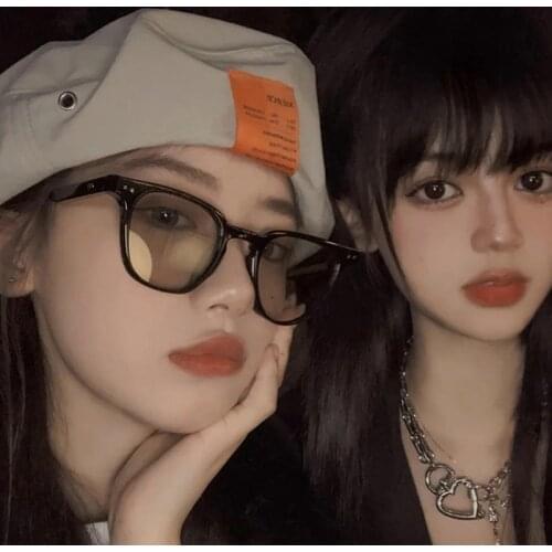 Fashion New Brand Designer INS Sun Protection Glasses For Women Oversized Korean Square Trend Outdoor Sports Plain Sunglasses