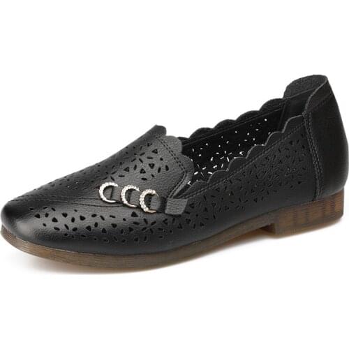 Mother Shoes Summer Flat Bottom Non-slip Hole Soft Bottom Female Middle-aged Breathable Hollow Womens Shoes Middle-aged
