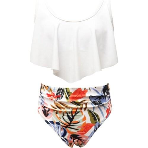 Xingqing Girls Two-piece Swimming Set Summer Kids Beachwear Sleeveless Tops and Printed Pattern Shorts Children Bathing Suit