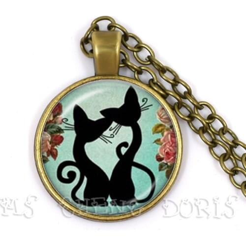 New Design Black Cats Family Necklace Handmade Colorful Jewelry for Animal Lover Art Glass Dome Pendant Necklaces