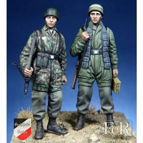1/35 paratrooper, Early War Set, Resin Model Soldier GK, World War II military theme, Unassembled and unpainted kit