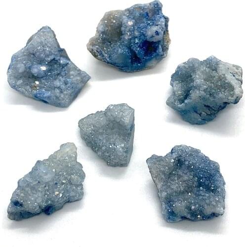 1 Piece of Natural Stone Crystal Pendant Light Blue High Quality Natural Irregular Shape Pendant for Jewelry Making Random Size