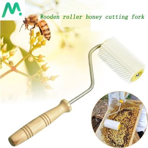 1PC Bee Honey Extracting Uncapping Needle Roller Type Propolis Extractor Wooden Handle Bee Honey Comb Beekeeping Uncapping Tools