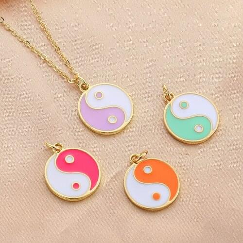 2021 Trendy Brand Tai Chi Gossip Pattern Chinese Style Personalized Necklace Fashion Trend Pendant Gift