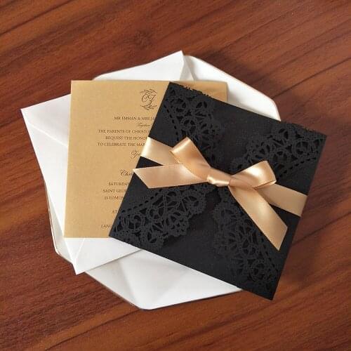 50pc/Lot Black Shimmer Wedding Invitation With Gold Ribbon And Envelope DIY Laser Cut Cards for Quinceanera Party Favor Invites