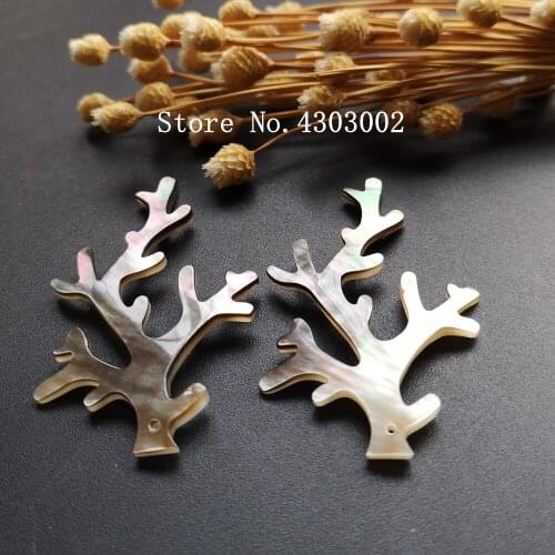 30pcs/lot 33x50mm Natural Black Hollow cut Tree Mother of Pearl shell for DIY Jewelry Black Tree MOP Pearl Shell for Earrings
